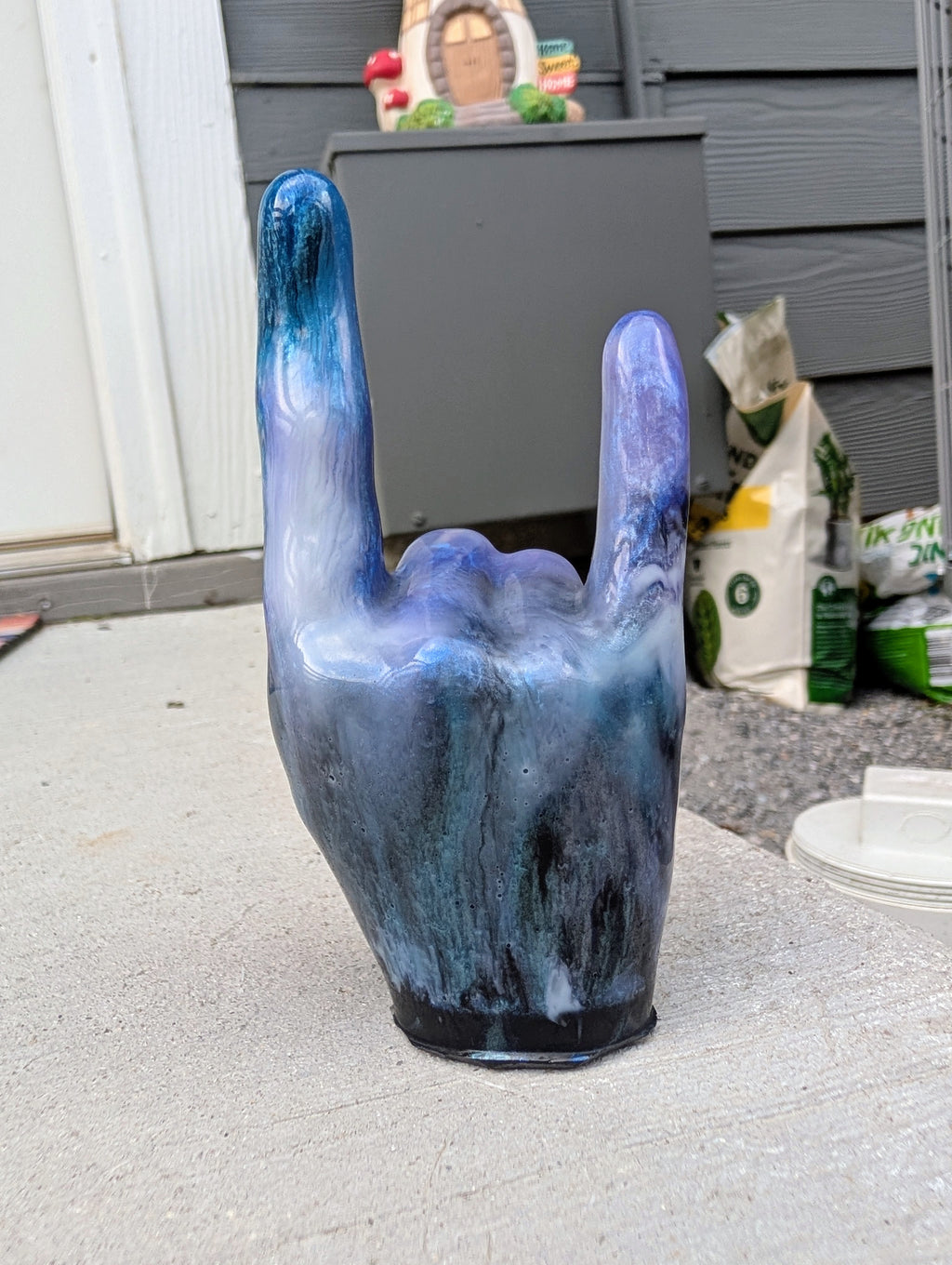 Event Horizon ∙ Handmade Resin Rock Hand Ring Holder ∙ 4.5″